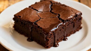 Como Fazer Brownie de Chocolate Tradicional — Receita Fácil e Irresistível